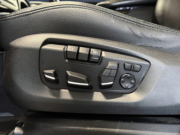 BMW X5 13 of 30