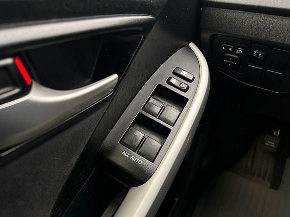 Toyota Prius 23 of 25