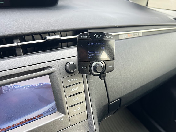 Toyota Prius 18 of 25