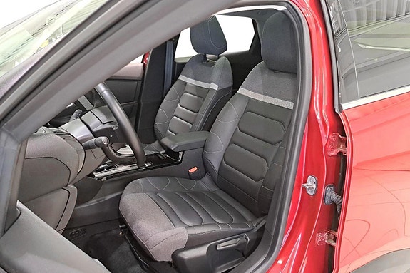 Citroen E-C4 8 of 28