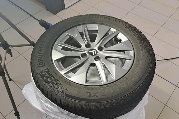Citroen E-C4 25 of 28