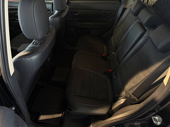 Mitsubishi Outlander 11 of 30