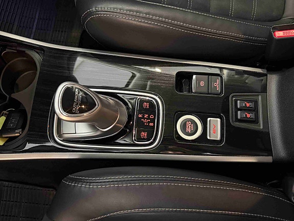 Mitsubishi Outlander 10 of 30