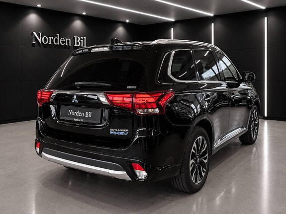 Mitsubishi Outlander 4 of 30