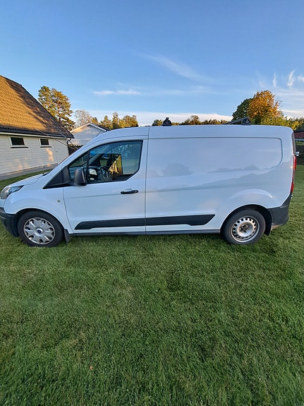 Ford Transit Connect 15 of 17