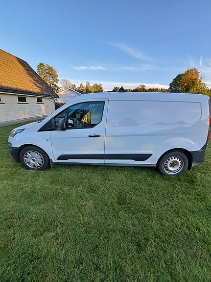 Ford Transit Connect 16 of 17