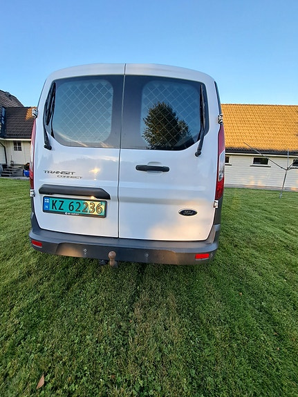 Ford Transit Connect 17 of 17