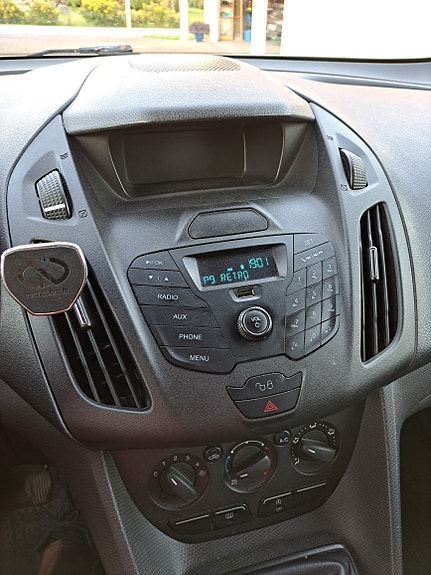 Ford Transit Connect 6 of 17