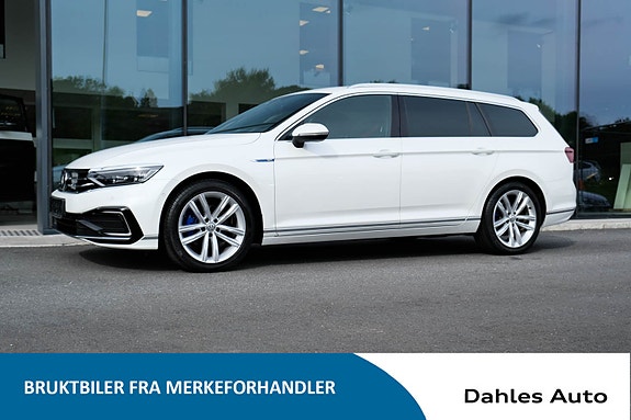 Volkswagen Passat 4 of 29