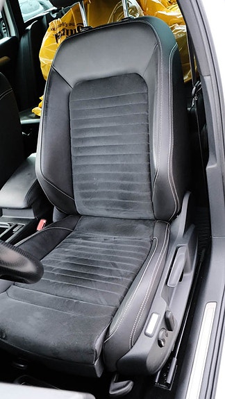 Volkswagen Passat 19 of 29