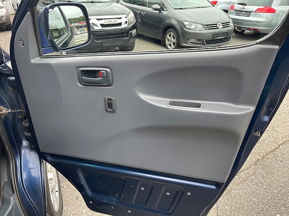 Toyota HiAce 29 of 30