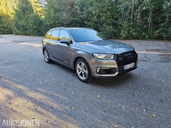 Audi Q7 11 of 15