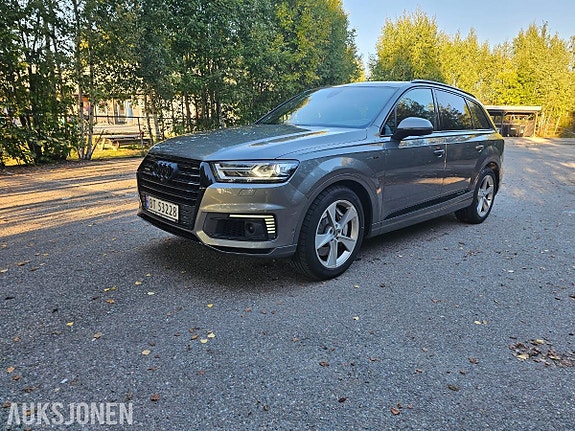 Audi Q7 13 of 15