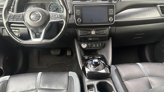 Nissan Leaf 15 of 30