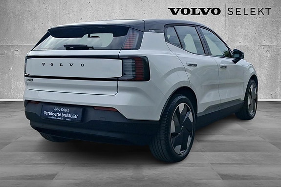 Volvo EX30 8 of 19