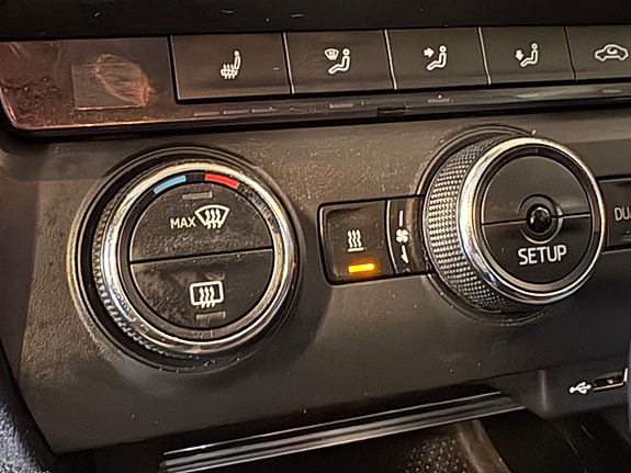 Skoda Octavia 14 of 24