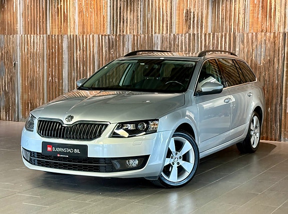 Skoda Octavia 2 of 24