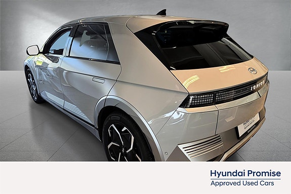 Hyundai Ioniq 5 3 of 15