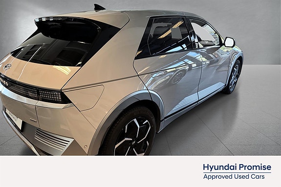 Hyundai Ioniq 5 5 of 15