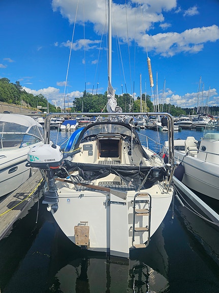 Jeanneau 27 – velholdt og oppgradert, Volvo Penta D1-20 9 of 12