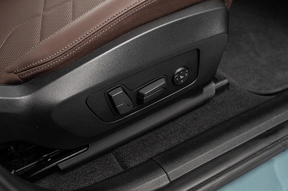 BMW iX2 19 of 30