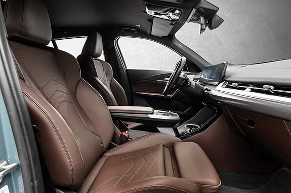 BMW iX2 18 of 30