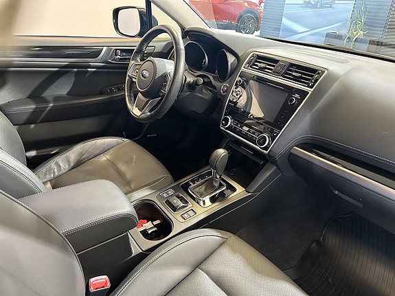 Subaru Outback 8 of 9