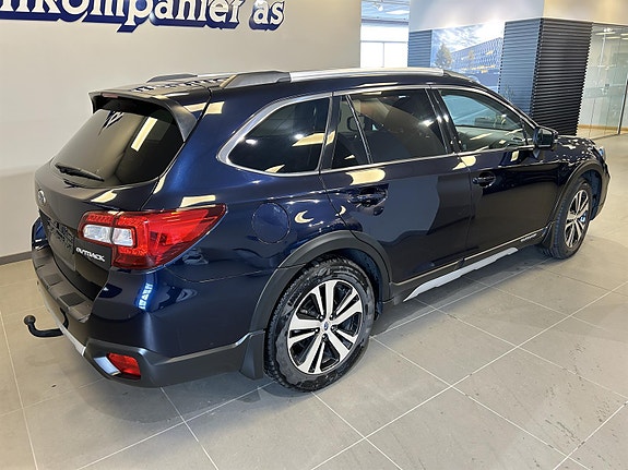 Subaru Outback 3 of 9