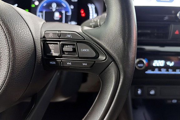 Toyota Yaris Cross 21 of 28