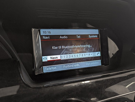 Mercedes-Benz GLK220 20 of 23