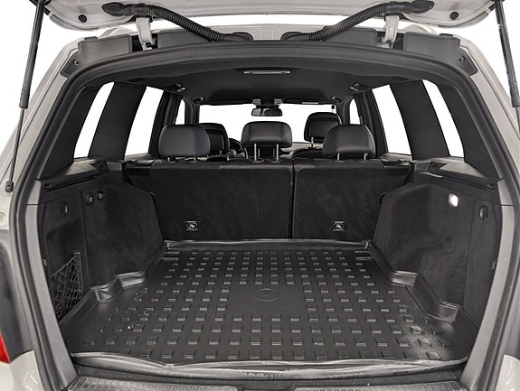 Mercedes-Benz GLK220 14 of 23