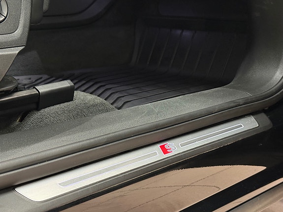 Audi e-tron 18 of 30