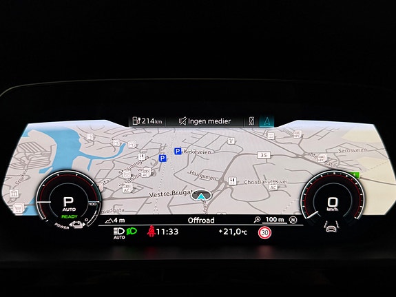 Audi e-tron 26 of 30