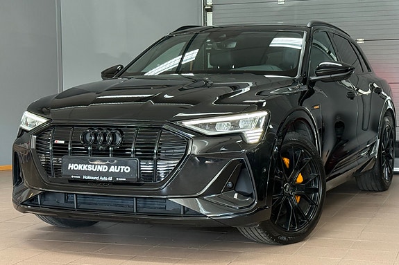 Audi e-tron 2 of 30
