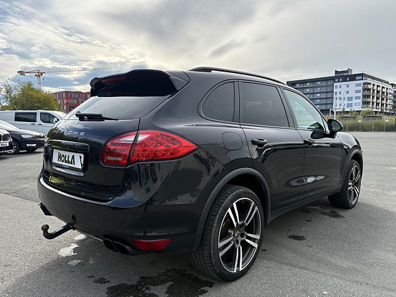 Porsche Cayenne 7 of 30