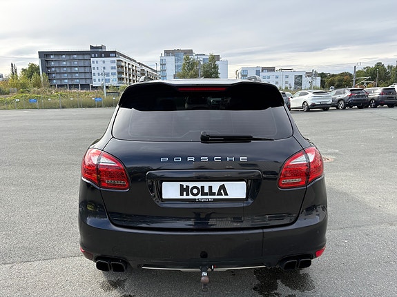Porsche Cayenne 6 of 30