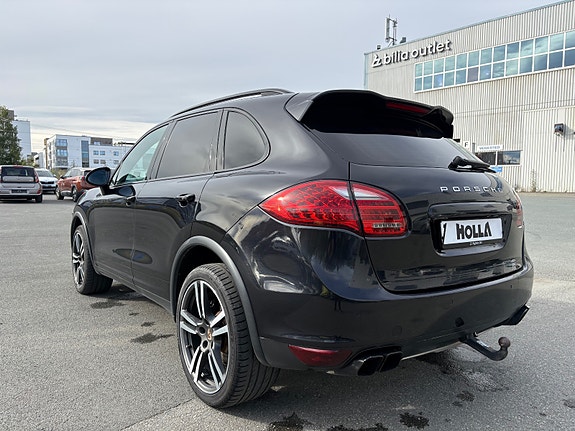 Porsche Cayenne 5 of 30