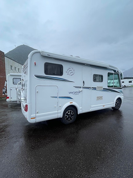 Knaus R18 Vansation Kompakt / Sykkelstativ / Lav KM / Senkeseng 3 of 30
