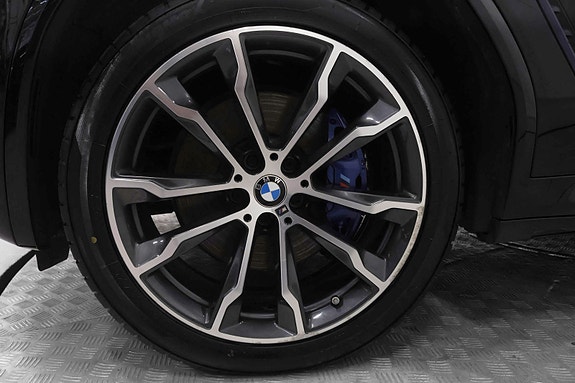 BMW X4 3 of 30