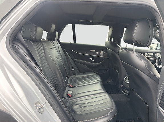 Mercedes-Benz E220 d 12 of 30