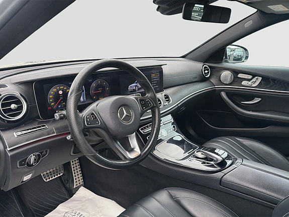 Mercedes-Benz E220 d 19 of 30