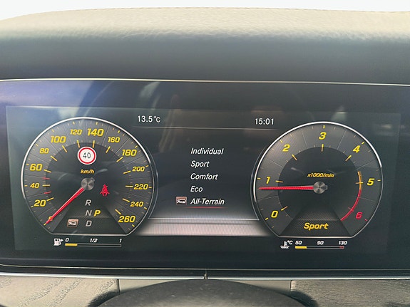 Mercedes-Benz E220 d 29 of 30