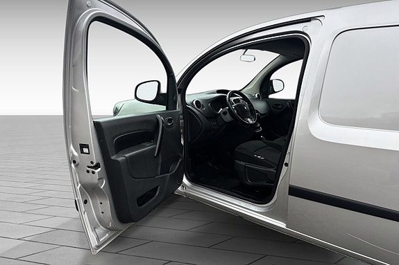 Renault Kangoo Maxi 10 of 30