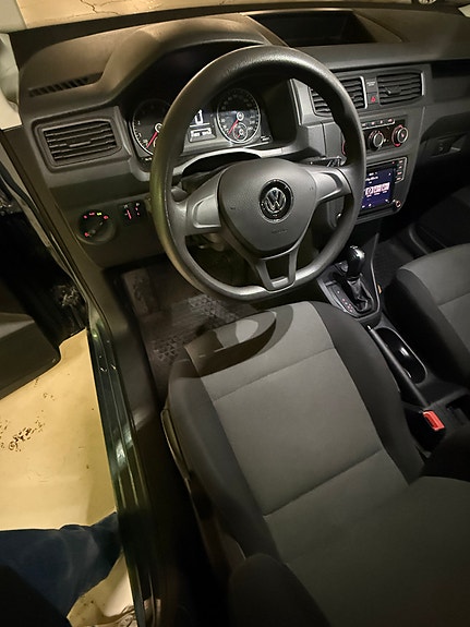 Volkswagen Caddy Maxi 9 of 24