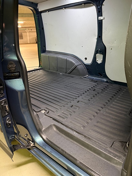 Volkswagen Caddy Maxi 8 of 24