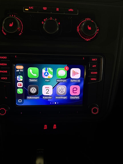 Volkswagen Caddy Maxi 12 of 24