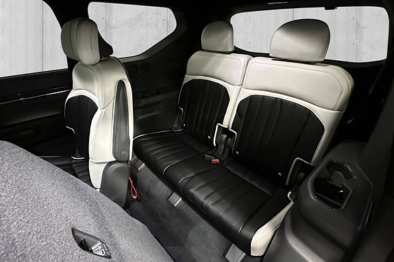 Kia EV9 12 of 22