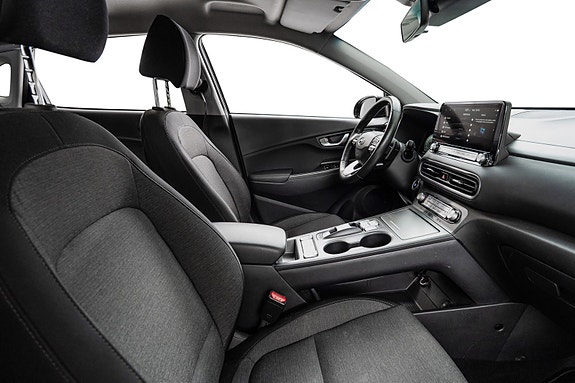 Hyundai Kona 24 of 25