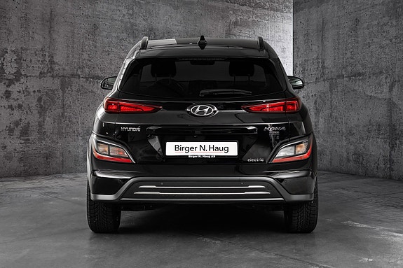 Hyundai Kona 8 of 25