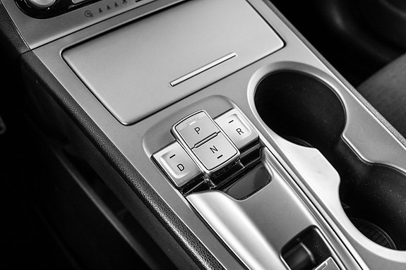 Hyundai Kona 14 of 25